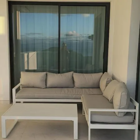 Palo Alto, Marbella,