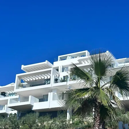 Palo Alto, Marbella, Apartment *