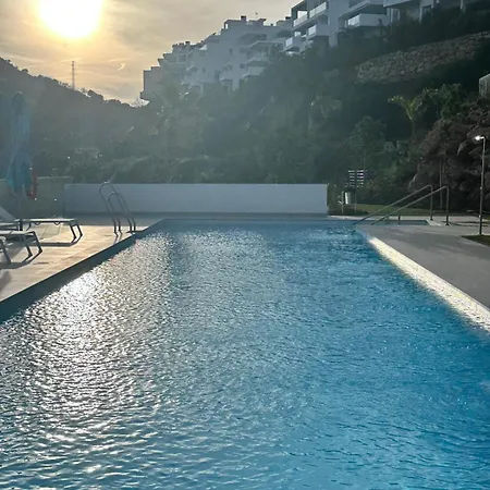 Palo Alto, Marbella,