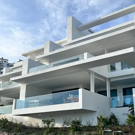 Palo Alto, Marbella,